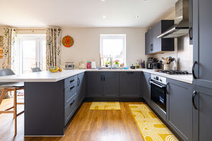 Kitchen/Diner- click for photo gallery